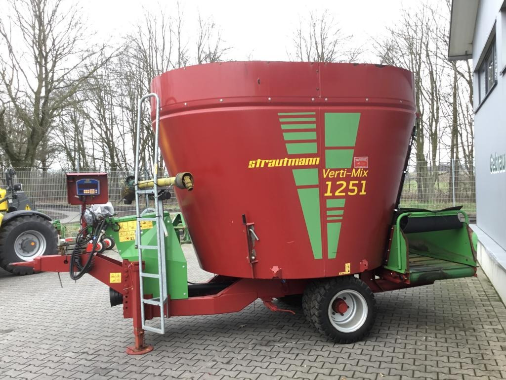 Forage mixer wagon Strautmann VERTI-MIX 1251: picture 17