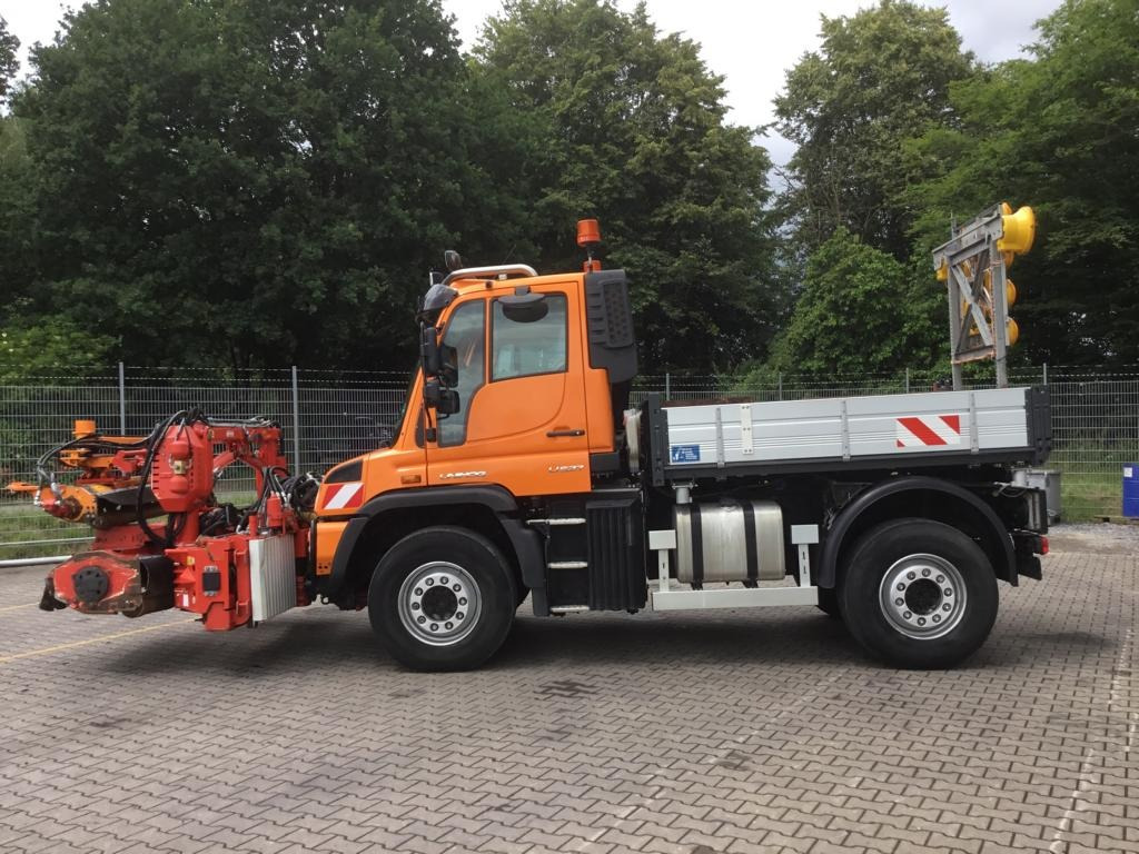 Utility/ Special vehicle Mercedes-Benz UNIMOG U 527: picture 48