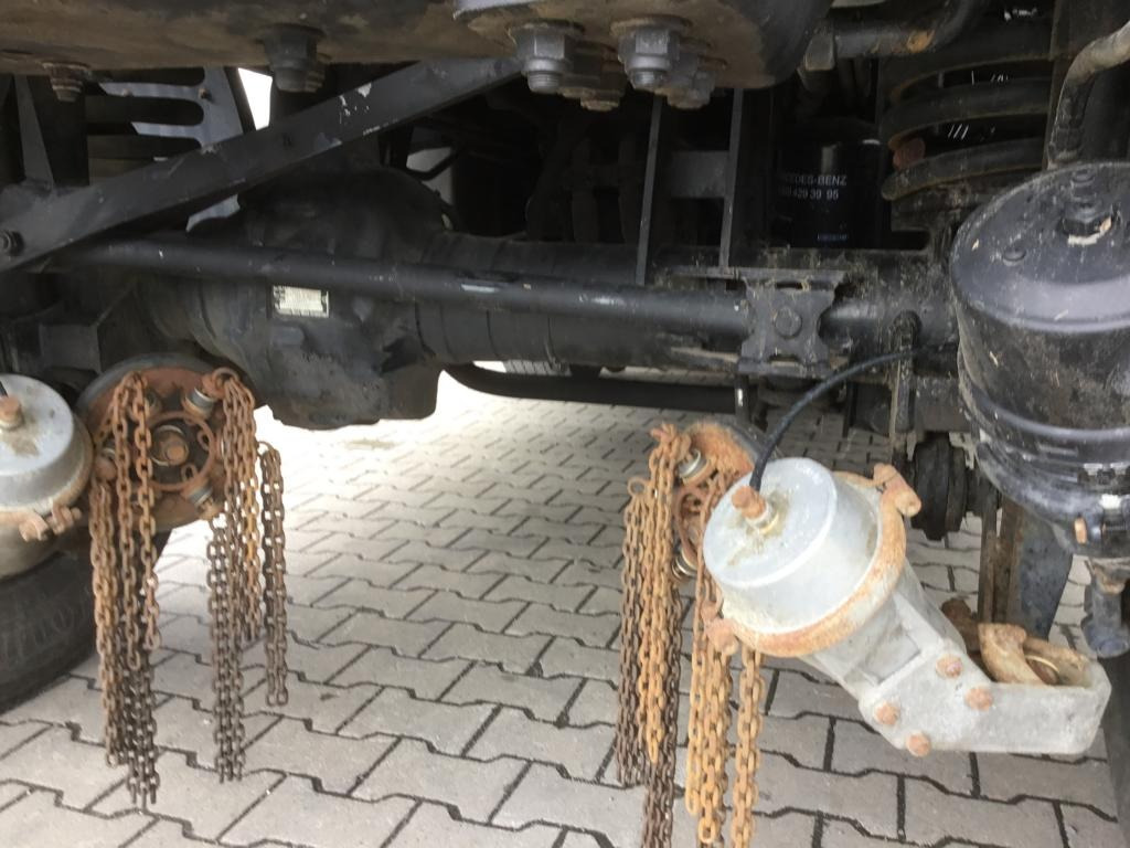 Utility/ Special vehicle Mercedes-Benz UNIMOG U 527: picture 41