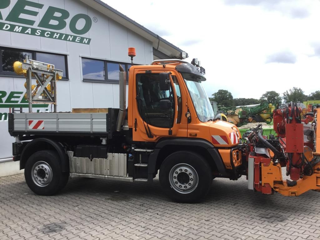 Utility/ Special vehicle Mercedes-Benz UNIMOG U 527: picture 45