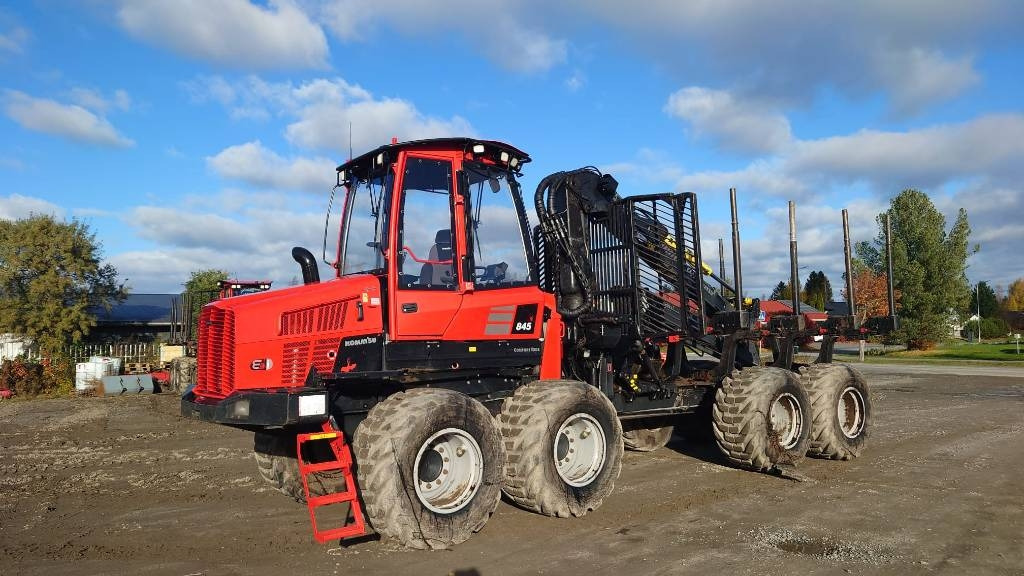 Komatsu 845  - Forwarder: picture 1 Komatsu 845  - Forwarder: picture 1