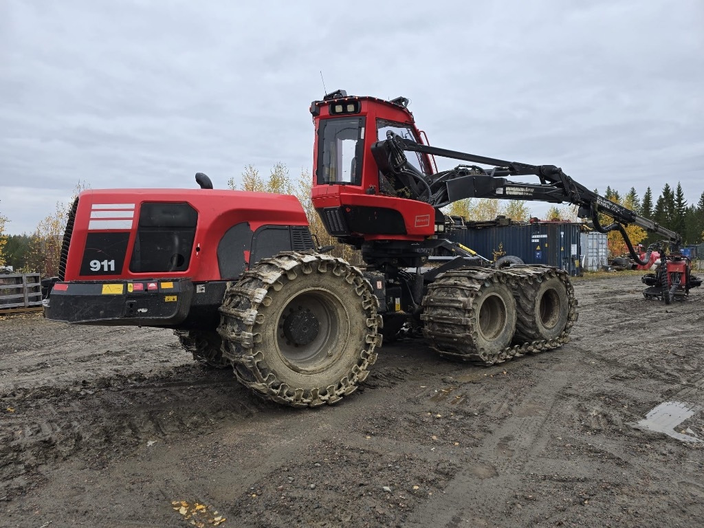 Komatsu 911.7 - Forestry harvester: picture 1 Komatsu 911.7 - Forestry harvester: picture 1