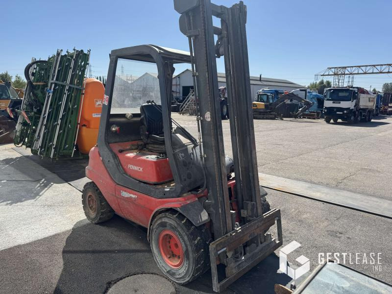 Fenwick H25D - Diesel forklift: picture 4 Fenwick H25D - Diesel forklift: picture 4