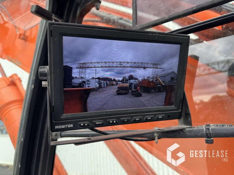 Crawler excavator Hitachi ZX250LCN-5B: picture 11 Crawler excavator Hitachi ZX250LCN-5B: picture 11