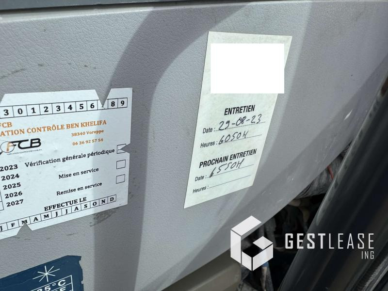 Crawler excavator Hitachi ZX250LCN-5B: picture 10 Crawler excavator Hitachi ZX250LCN-5B: picture 10