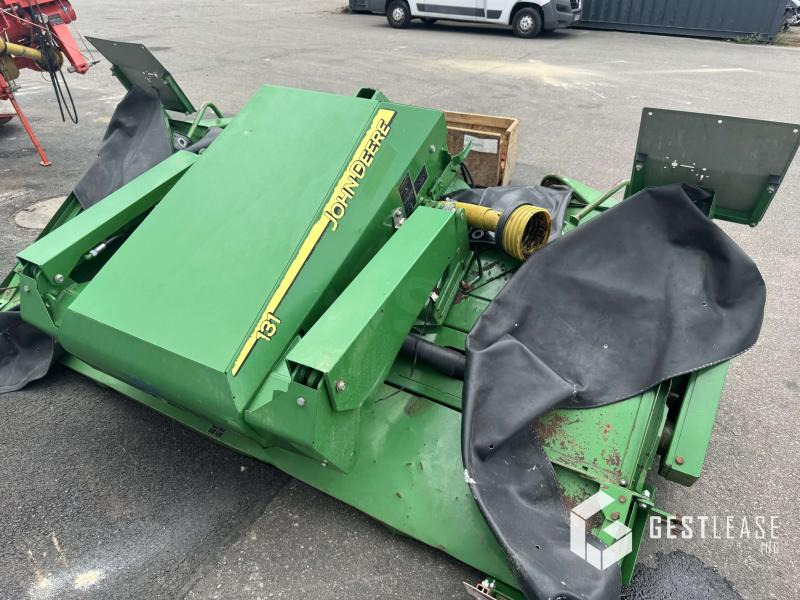 John Deere 131 - Mower: picture 4 John Deere 131 - Mower: picture 4