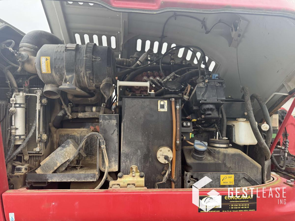 Wheel excavator Takeuchi TB295W: picture 9