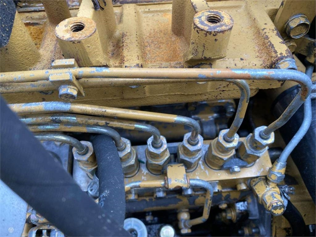 Crawler excavator CAT 318 CL: picture 20