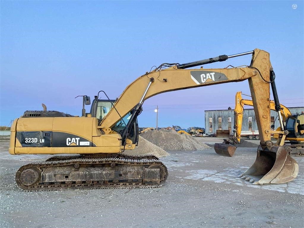CAT 323 DLN - Crawler excavator: picture 5 CAT 323 DLN - Crawler excavator: picture 5
