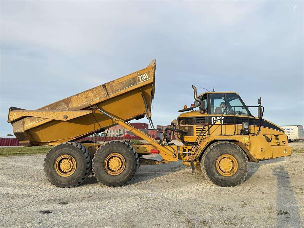 CAT 730  - Articulated dumper: picture 5 CAT 730  - Articulated dumper: picture 5