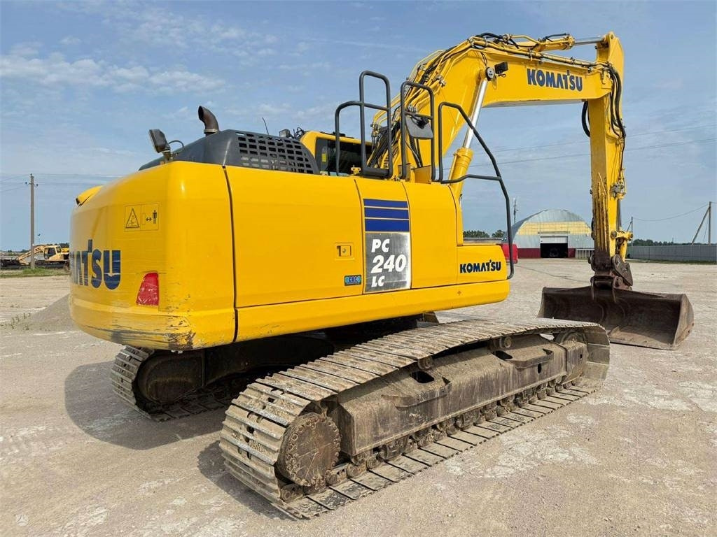 Komatsu PC 240 LC-10 - Crawler excavator: picture 4 Komatsu PC 240 LC-10 - Crawler excavator: picture 4