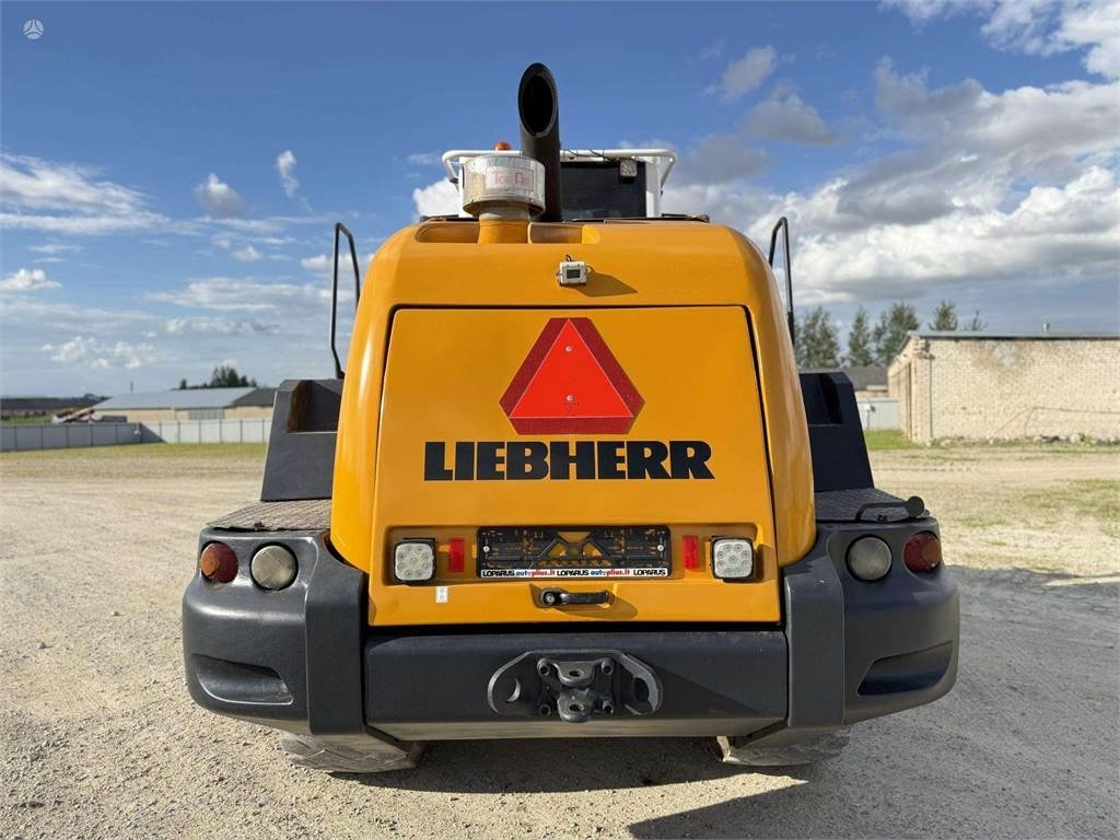 Wheel loader Liebherr L 550 , quick coupler: picture 6 Wheel loader Liebherr L 550 , quick coupler: picture 6