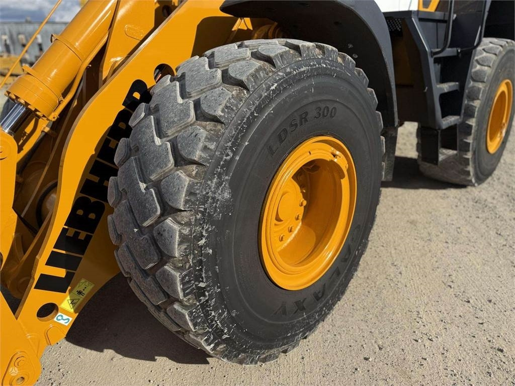 Wheel loader Liebherr L 550 , quick coupler: picture 12 Wheel loader Liebherr L 550 , quick coupler: picture 12