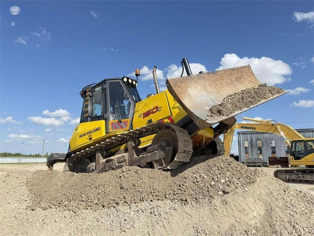 New Holland D150C Ripper  - Bulldozer: picture 1 New Holland D150C Ripper  - Bulldozer: picture 1