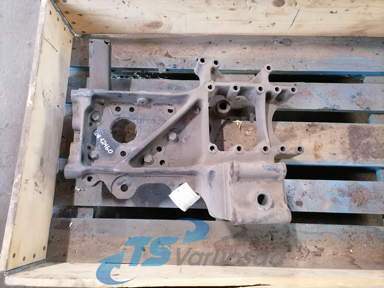 MAN Bracket 81413133012 - Frame/ Chassis for Truck: picture 1 MAN Bracket 81413133012 - Frame/ Chassis for Truck: picture 1