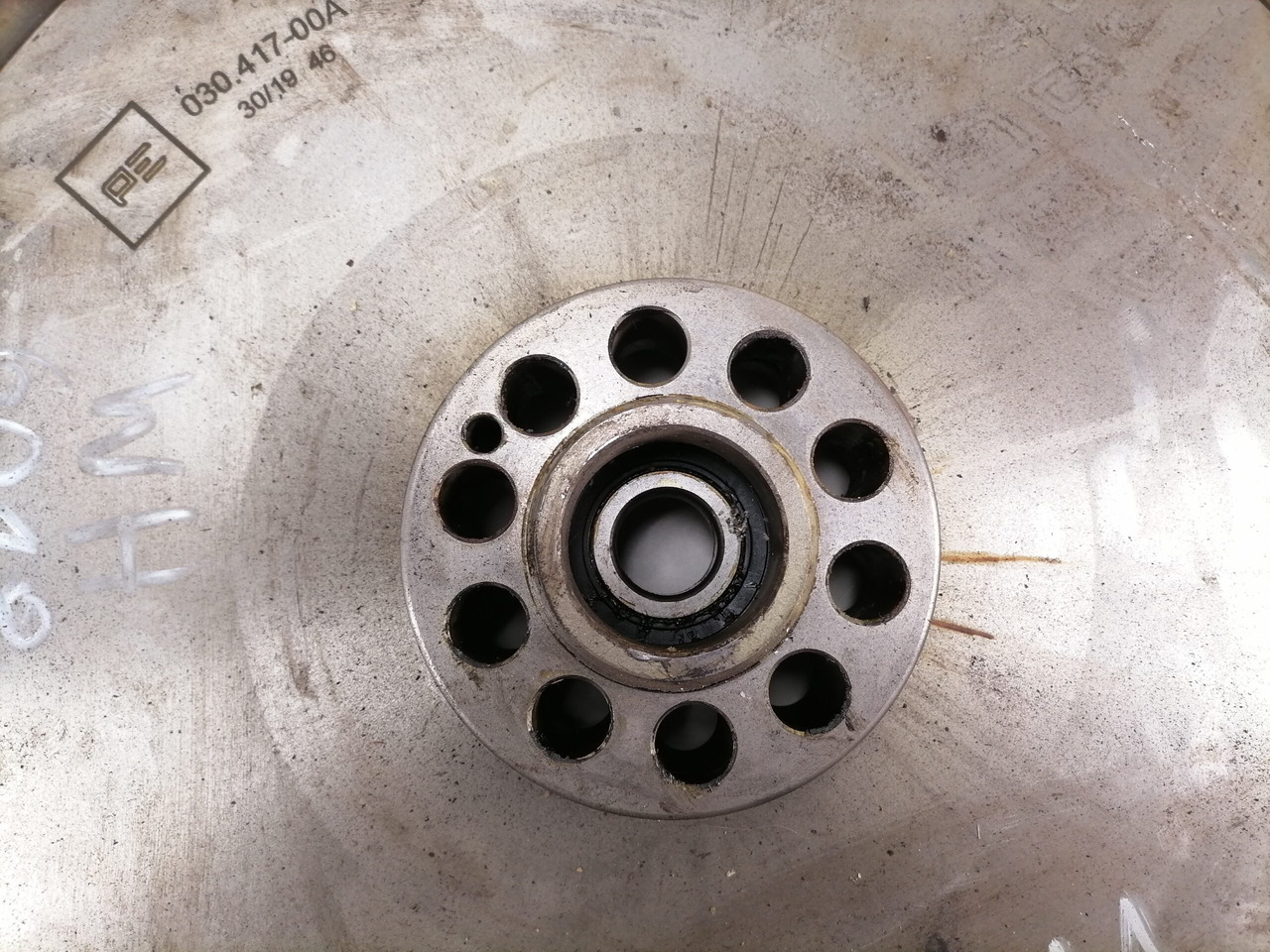 MAN Flywheel 03041700 - Universal part for Truck: picture 2 MAN Flywheel 03041700 - Universal part for Truck: picture 2