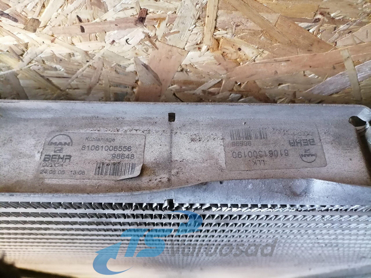 MAN Intercooler radiator 81061006556 - Intercooler for Truck: picture 5 MAN Intercooler radiator 81061006556 - Intercooler for Truck: picture 5