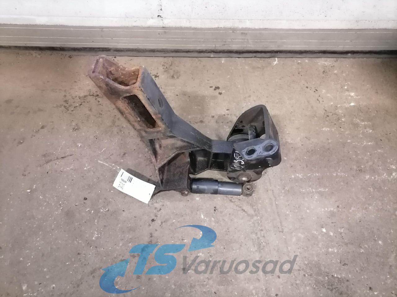 Mercedes-Benz Cab carrier A9428914920 - Cab suspension for Truck: picture 1 Mercedes-Benz Cab carrier A9428914920 - Cab suspension for Truck: picture 1
