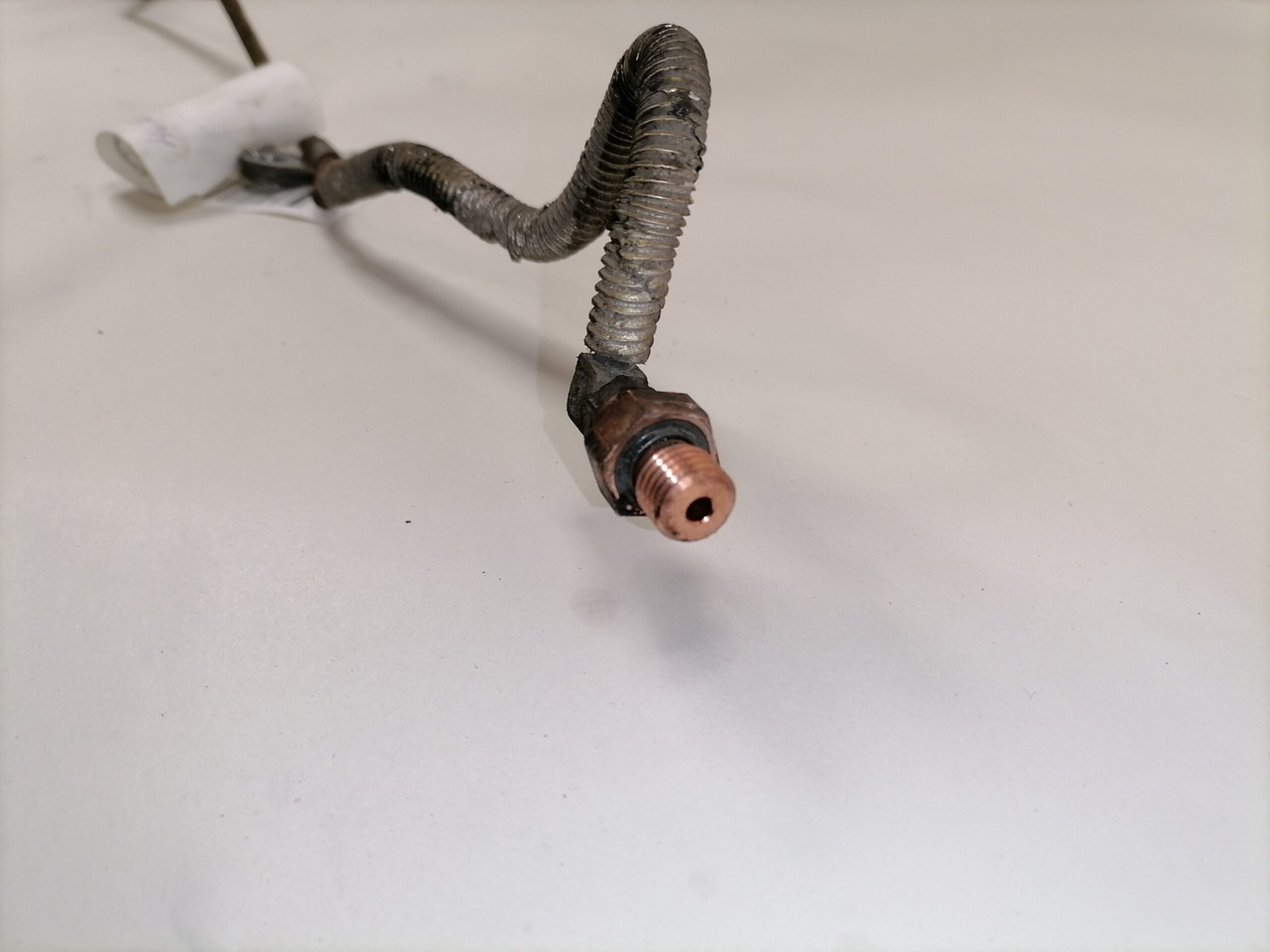 Mercedes-Benz Compressor air pipe A4710901137 - Air brake compressor for Truck: picture 2 Mercedes-Benz Compressor air pipe A4710901137 - Air brake compressor for Truck: picture 2