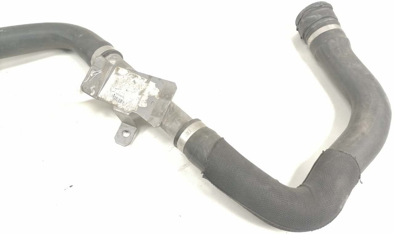 Mercedes-Benz Coolant pipe A9615005891 - Cooling system for Truck: picture 4 Mercedes-Benz Coolant pipe A9615005891 - Cooling system for Truck: picture 4