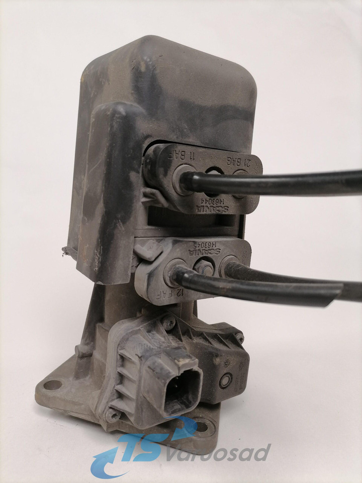 Scania Brake pressure control - Brake valve for Truck: picture 1 Scania Brake pressure control - Brake valve for Truck: picture 1