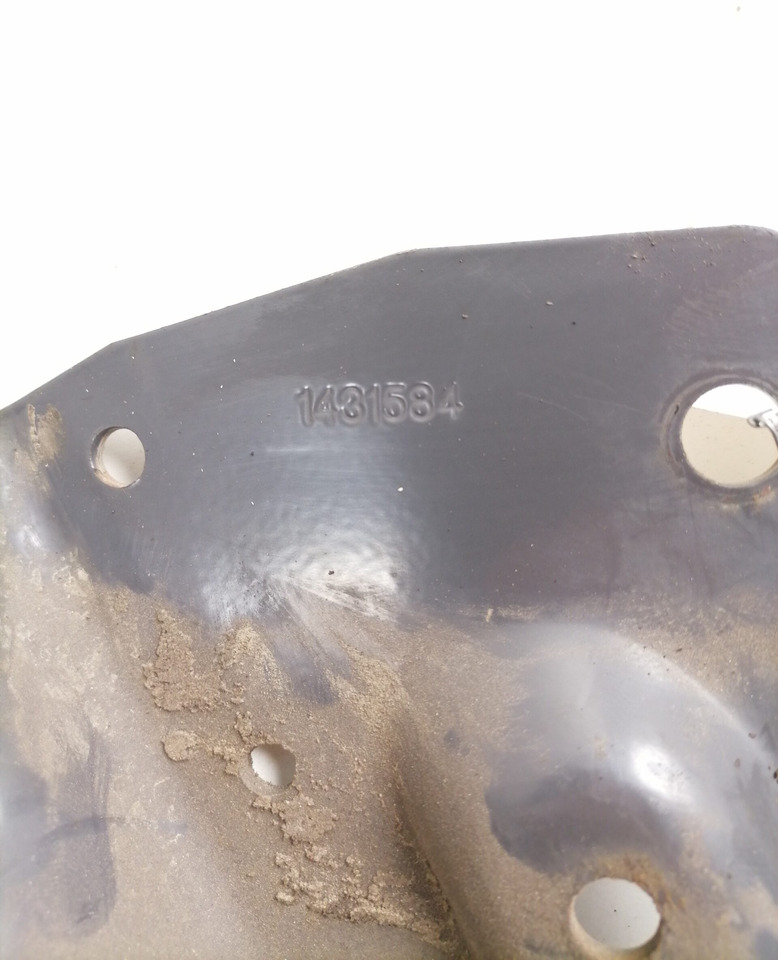 Scania Bumper bracket 1431584 - Bumper for Truck: picture 3 Scania Bumper bracket 1431584 - Bumper for Truck: picture 3