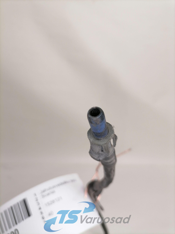 Scania Coolant pipe 1528121 - Cooling system for Truck: picture 2 Scania Coolant pipe 1528121 - Cooling system for Truck: picture 2