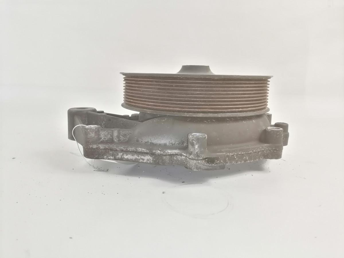 Scania Cooling pump 2310615 - Coolant pump for Truck: picture 4 Scania Cooling pump 2310615 - Coolant pump for Truck: picture 4