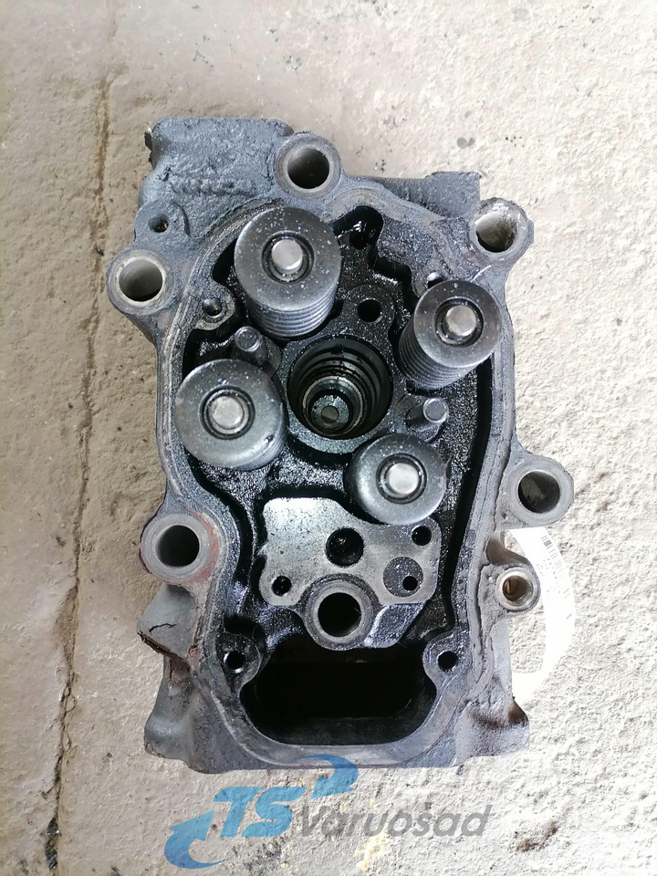 Scania Cylinder head, XPI 1921303 - Cylinder head for Truck: picture 2 Scania Cylinder head, XPI 1921303 - Cylinder head for Truck: picture 2