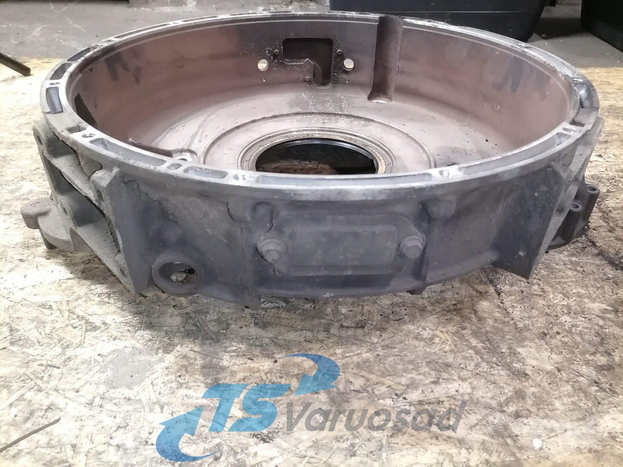 Scania Flywheel housing 1940447 - Flywheel for Truck: picture 5 Scania Flywheel housing 1940447 - Flywheel for Truck: picture 5