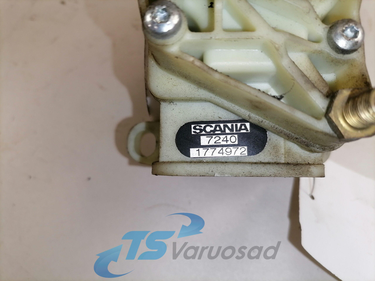 Scania Handbrake control lever 1774972 - Universal part for Truck: picture 4 Scania Handbrake control lever 1774972 - Universal part for Truck: picture 4