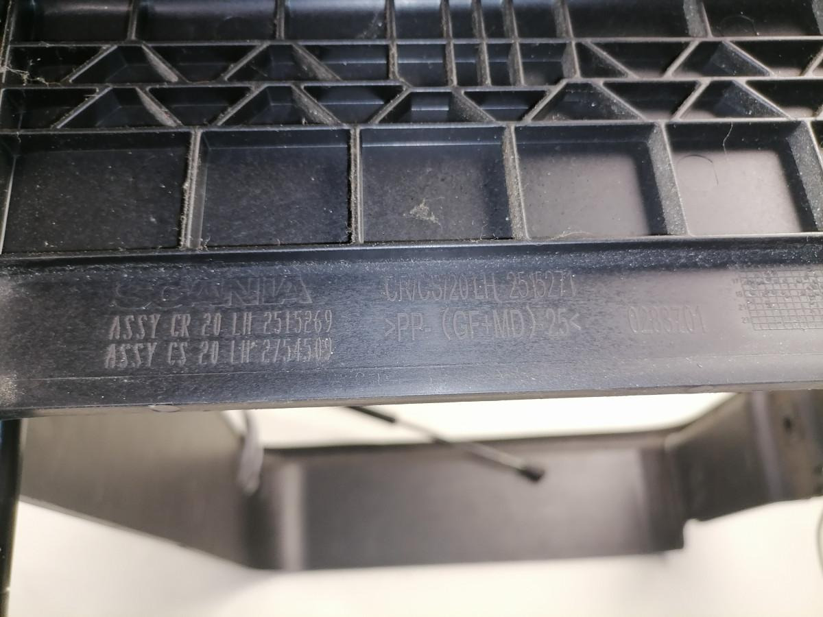 Scania Küljeluugi plastraam 2515269 - Universal part for Truck: picture 2 Scania Küljeluugi plastraam 2515269 - Universal part for Truck: picture 2