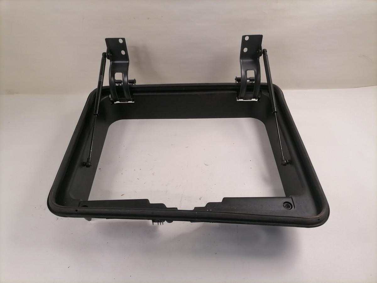 Scania Küljeluugi plastraam 2515270 - Universal part for Truck: picture 5 Scania Küljeluugi plastraam 2515270 - Universal part for Truck: picture 5