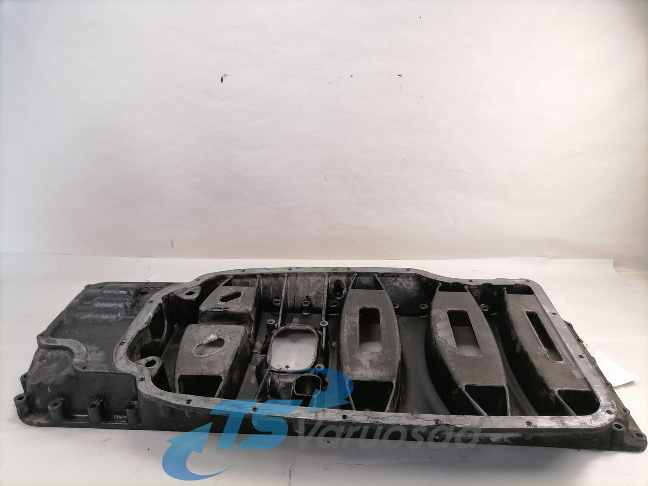 Scania Ladder frame 1762258 - Oil pan for Truck: picture 3 Scania Ladder frame 1762258 - Oil pan for Truck: picture 3