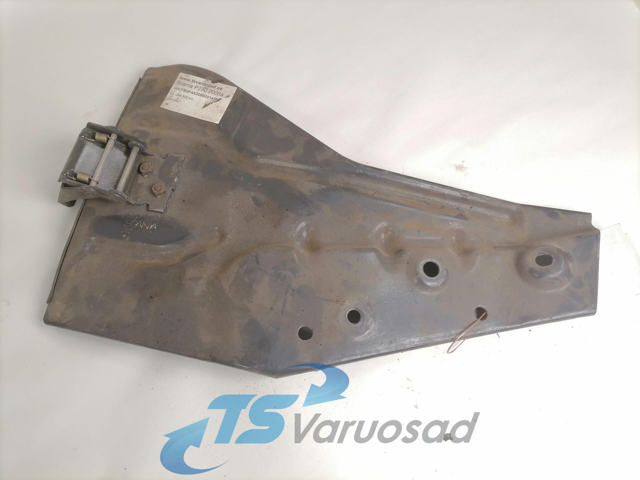 Scania Mudguard bracket 1355075 - Universal part for Truck: picture 1 Scania Mudguard bracket 1355075 - Universal part for Truck: picture 1