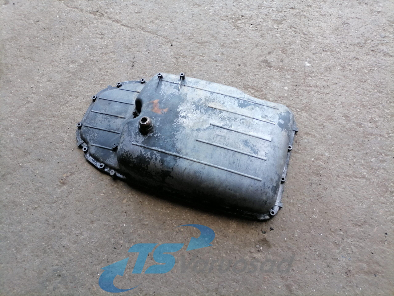 Scania Oil sump 1762255 - Oil pan for Truck: picture 1 Scania Oil sump 1762255 - Oil pan for Truck: picture 1