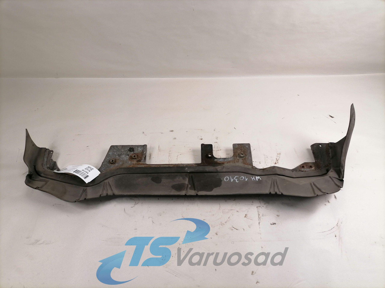 Scania Radiaatori pealne kate 1444977 - Universal part for Truck: picture 2 Scania Radiaatori pealne kate 1444977 - Universal part for Truck: picture 2