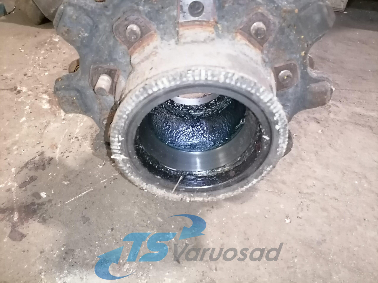 Scania Rattarumm 1724790 - Wheel hub for Truck: picture 3 Scania Rattarumm 1724790 - Wheel hub for Truck: picture 3