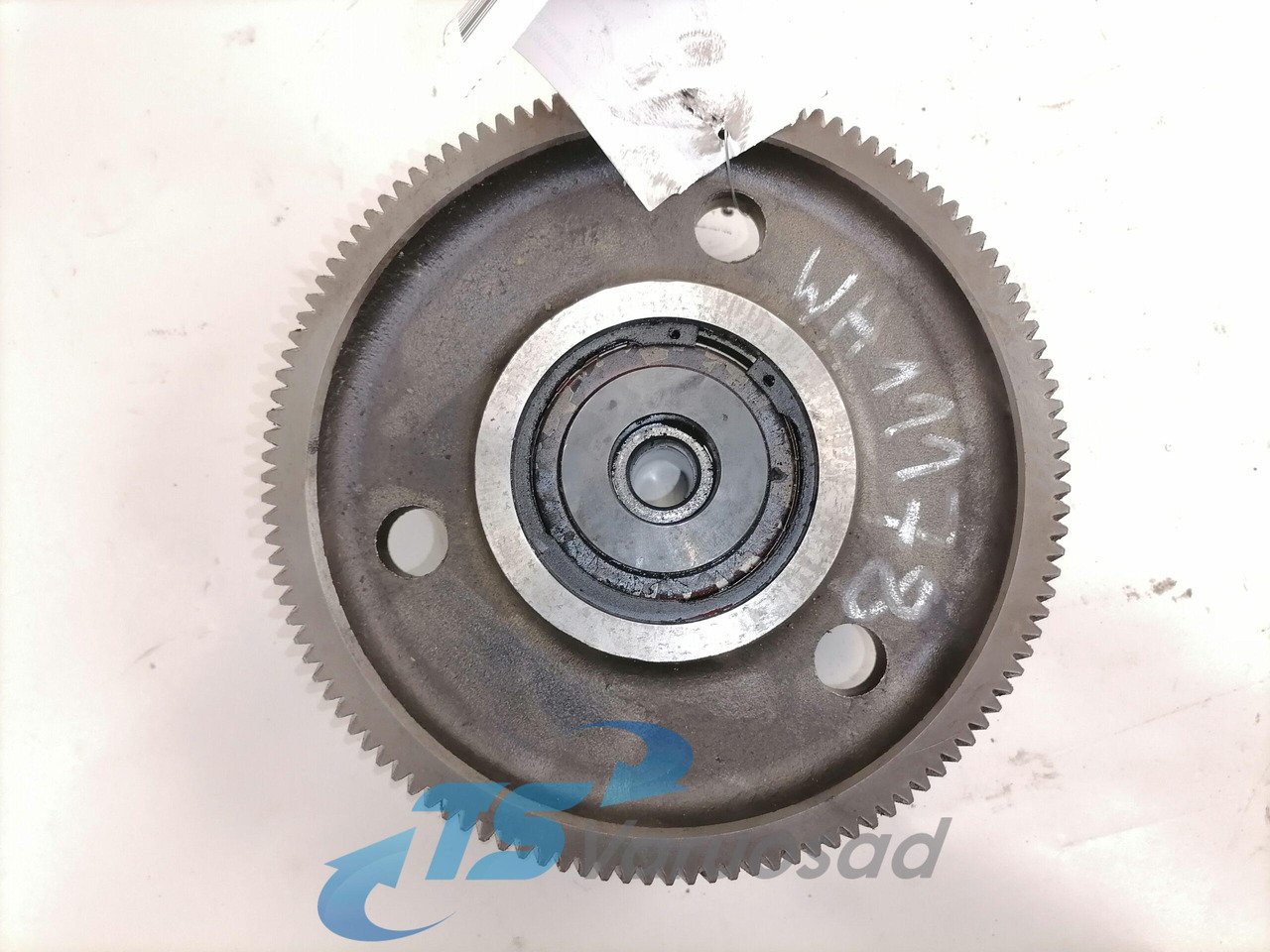 Scania Timing gear 1376355 - Engine and parts for Truck: picture 3 Scania Timing gear 1376355 - Engine and parts for Truck: picture 3