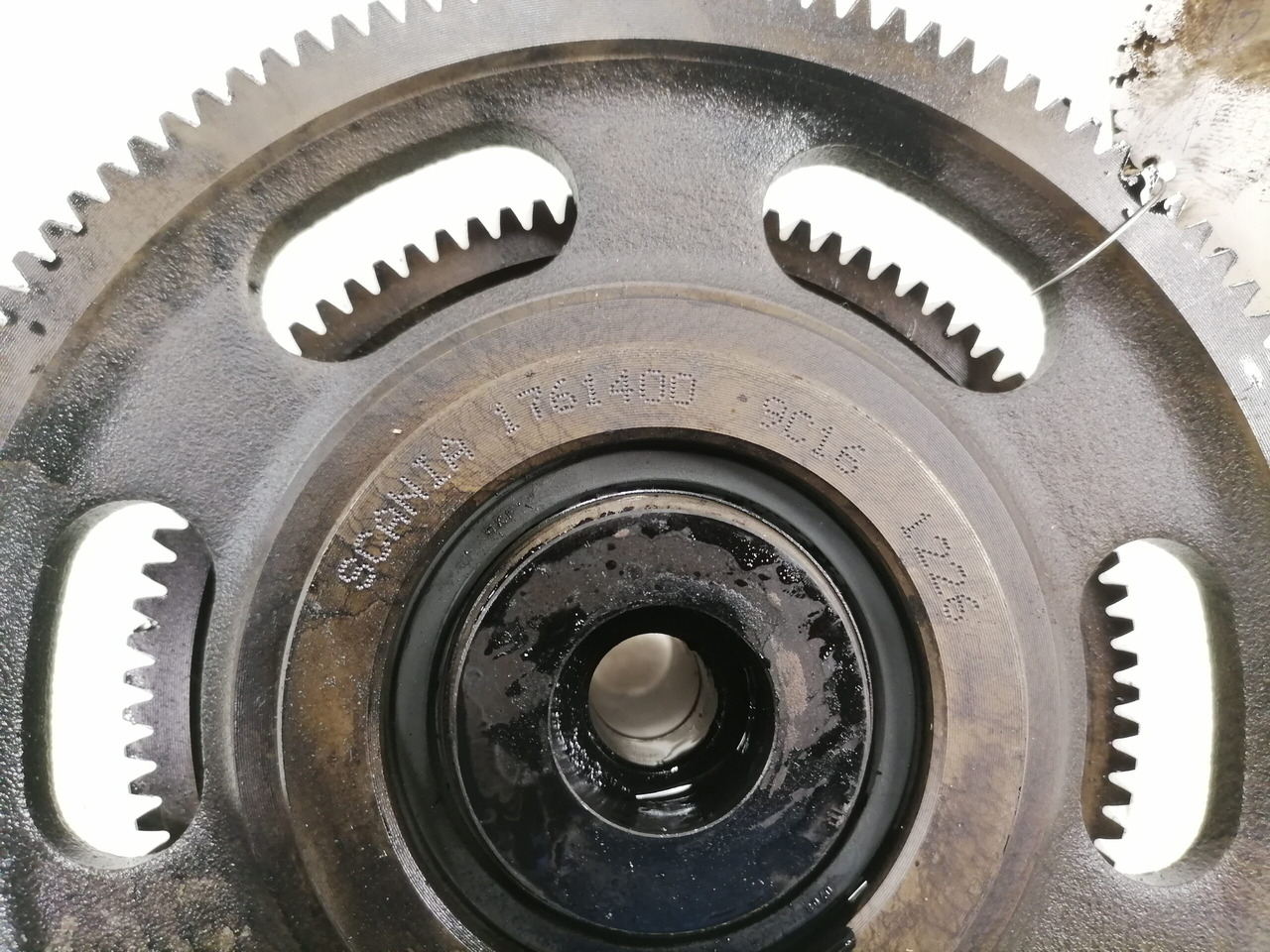 Scania Timing gear 1761400 - Engine and parts for Truck: picture 4 Scania Timing gear 1761400 - Engine and parts for Truck: picture 4