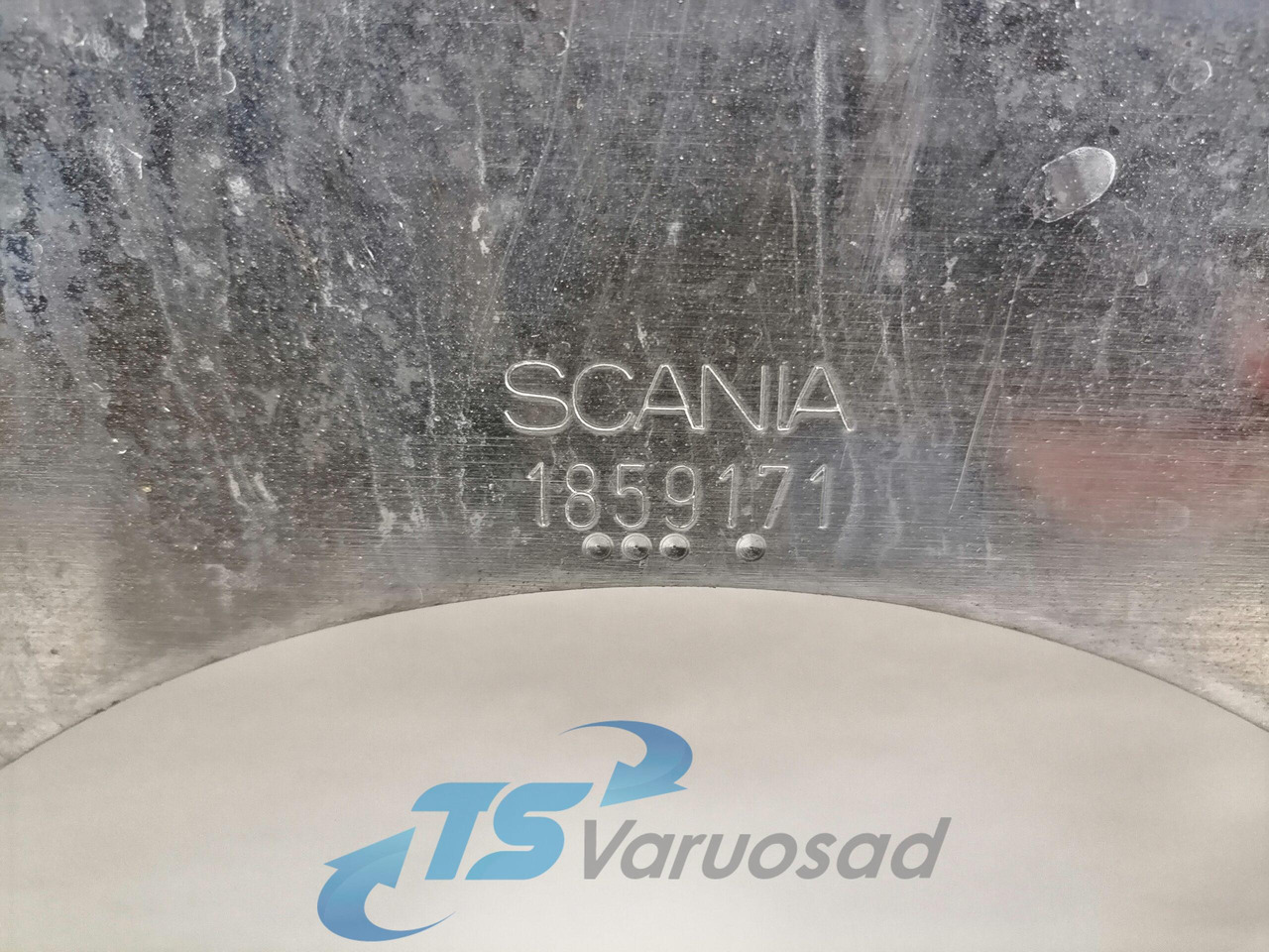 Scania Timing gear plate 1859171 - Engine and parts for Truck: picture 3 Scania Timing gear plate 1859171 - Engine and parts for Truck: picture 3