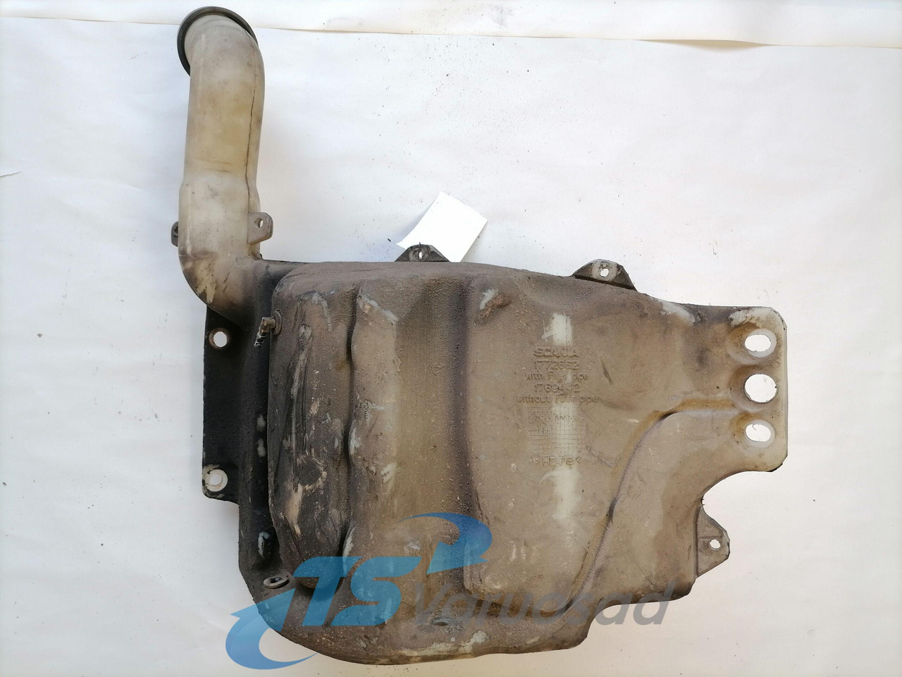 Scania Windscreen washer fluid tank 1772662 - Wiper for Truck: picture 1 Scania Windscreen washer fluid tank 1772662 - Wiper for Truck: picture 1