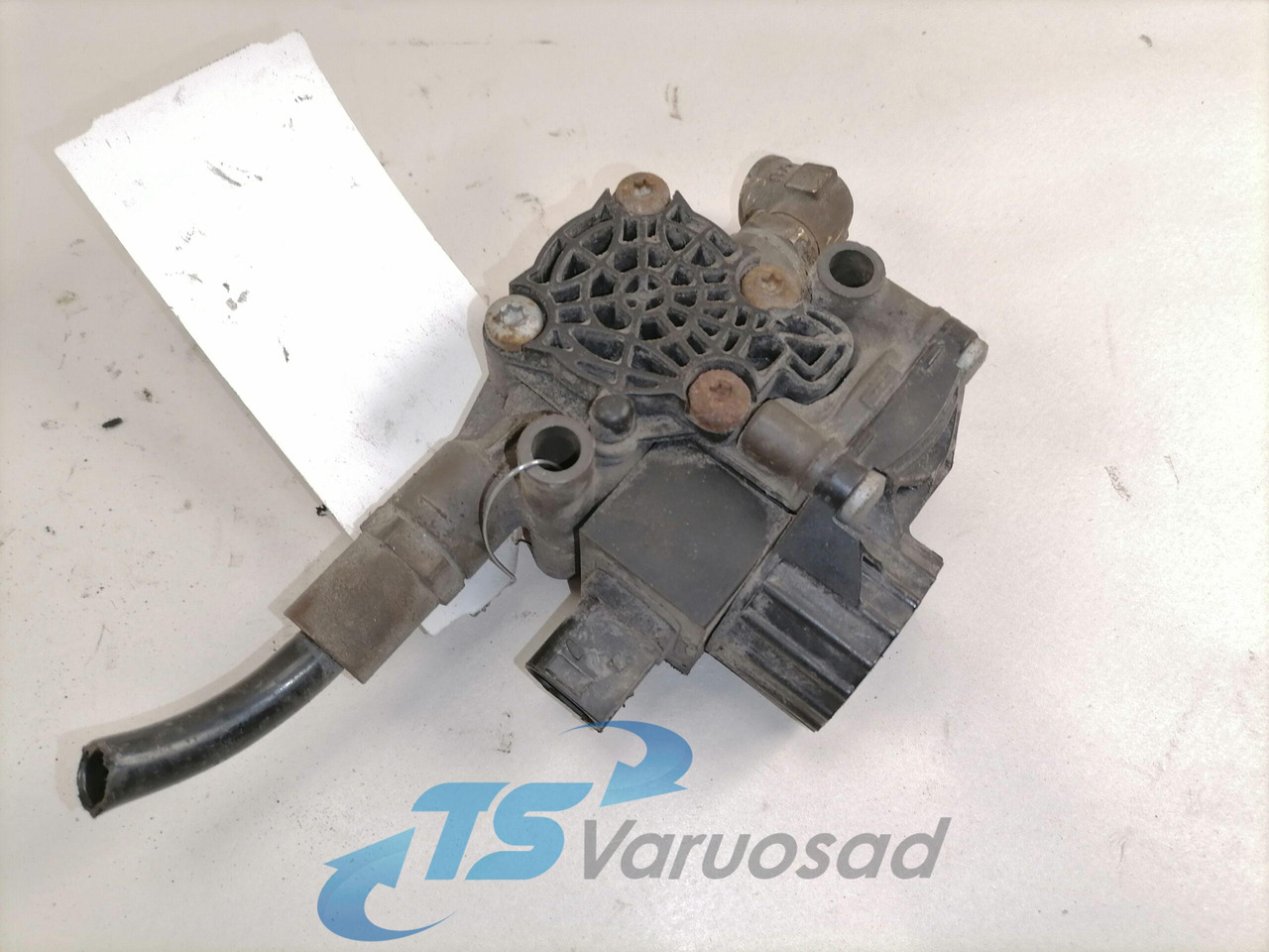 Volvo ABS brake valve 21327360 - Brake valve for Truck: picture 2 Volvo ABS brake valve 21327360 - Brake valve for Truck: picture 2