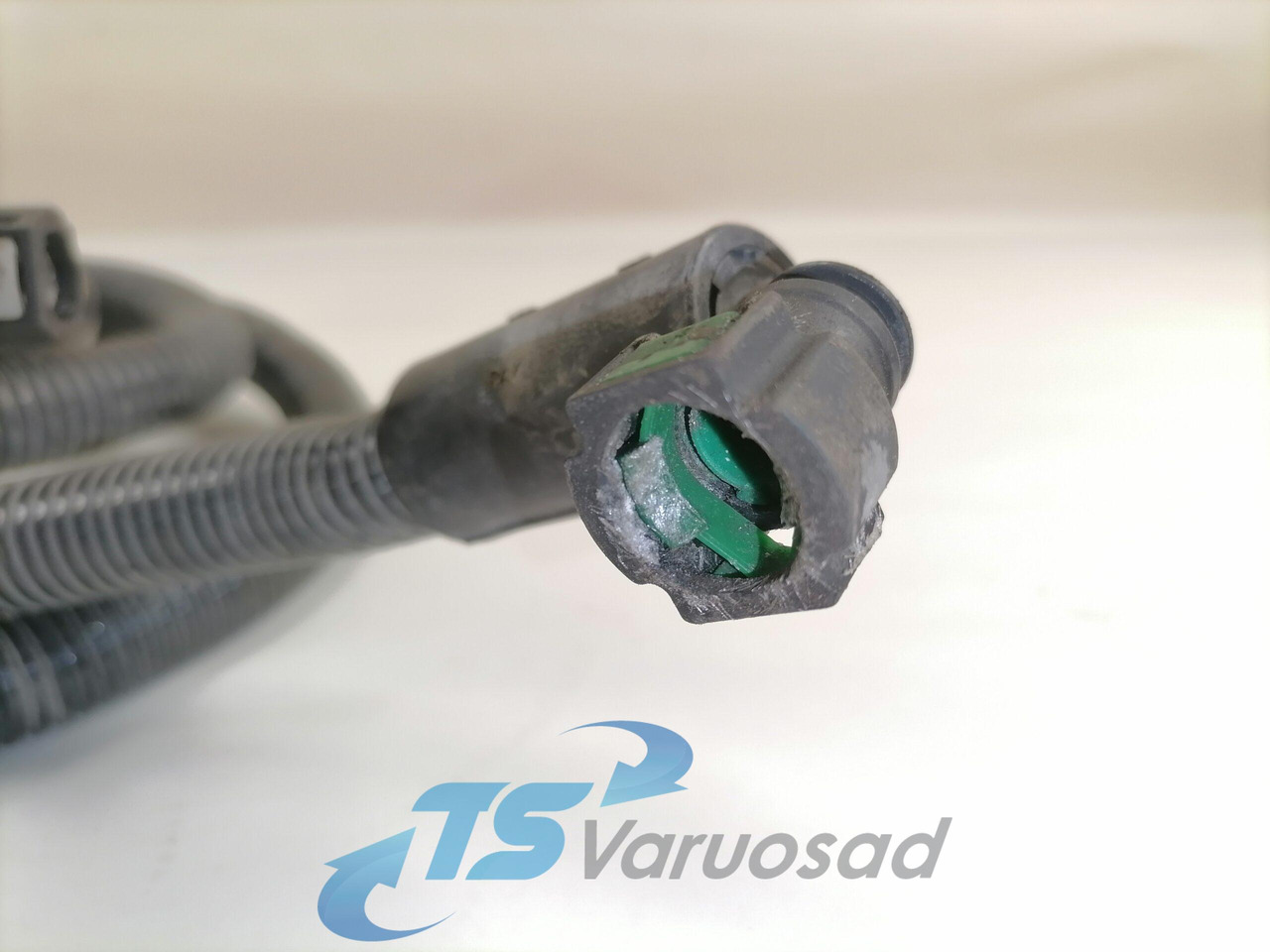 Volvo Ad Blue cable 21243131 - Fuel processing/ Fuel delivery for Truck: picture 2 Volvo Ad Blue cable 21243131 - Fuel processing/ Fuel delivery for Truck: picture 2
