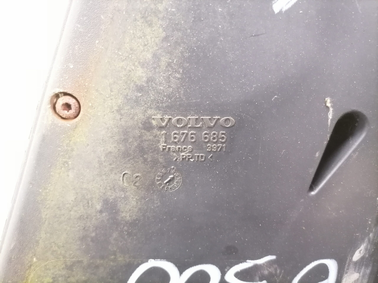 Volvo Air intake 1676685 - Air intake system for Truck: picture 3 Volvo Air intake 1676685 - Air intake system for Truck: picture 3