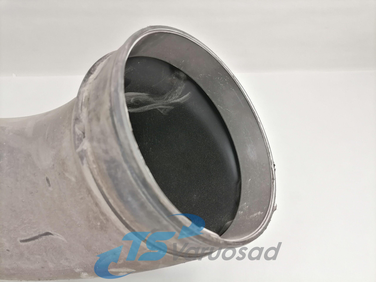 Volvo Air intake 3183830 - Air intake system for Truck: picture 3 Volvo Air intake 3183830 - Air intake system for Truck: picture 3