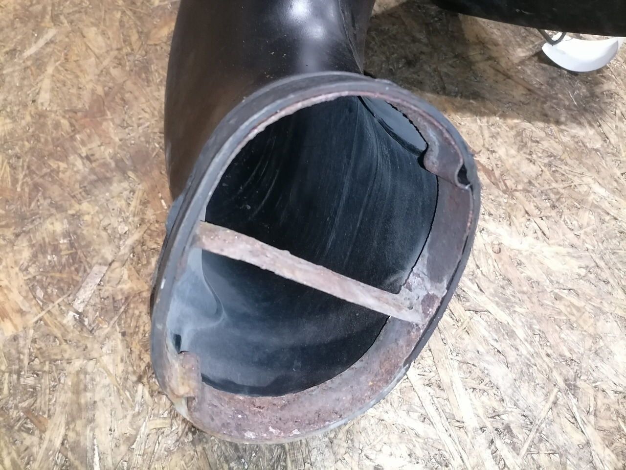 Volvo Air intake 8149053 - Air intake system for Truck: picture 5 Volvo Air intake 8149053 - Air intake system for Truck: picture 5