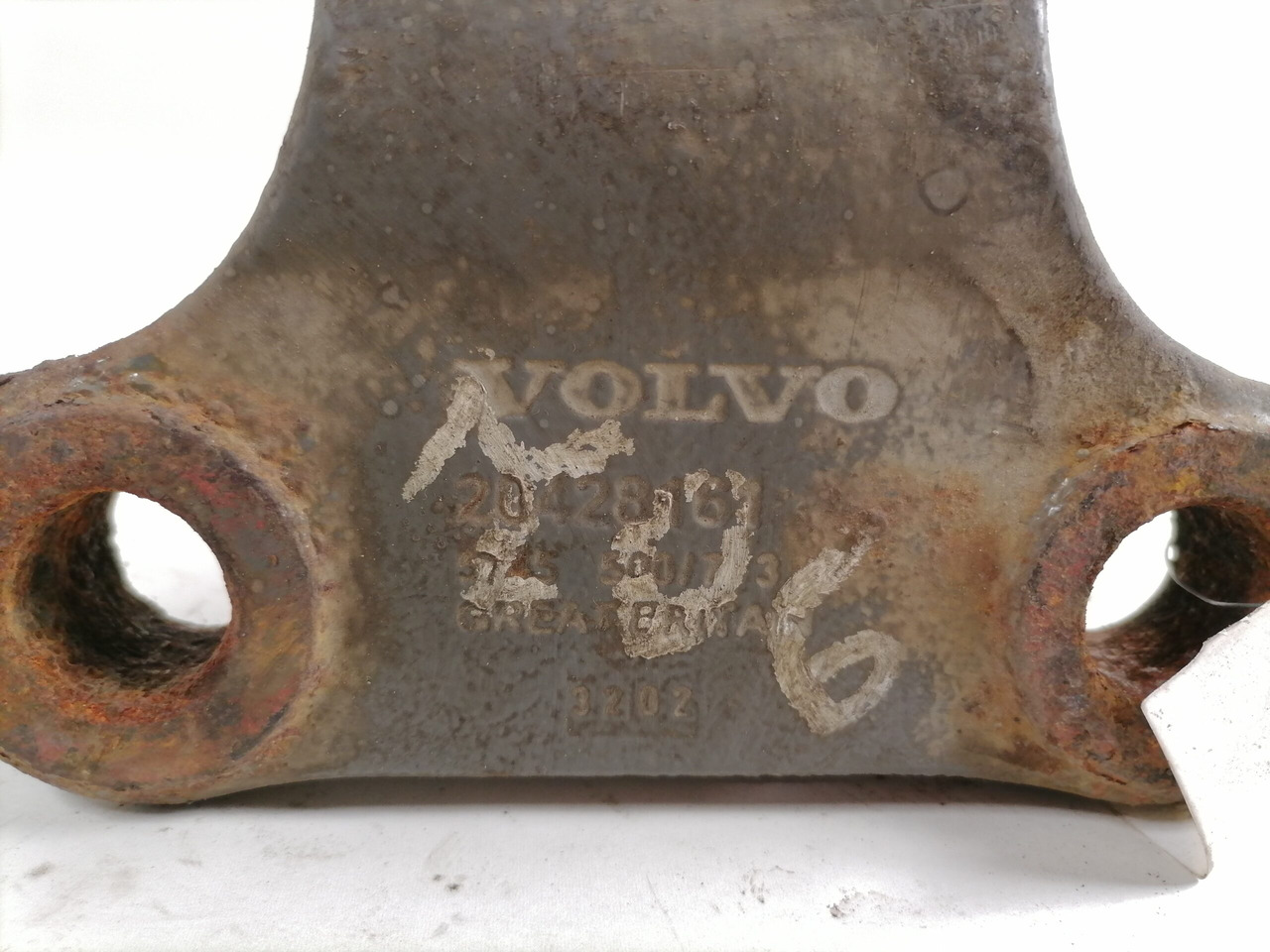 Volvo Anti-roll bar bracket 20428161 - Anti-roll bar for Truck: picture 4 Volvo Anti-roll bar bracket 20428161 - Anti-roll bar for Truck: picture 4