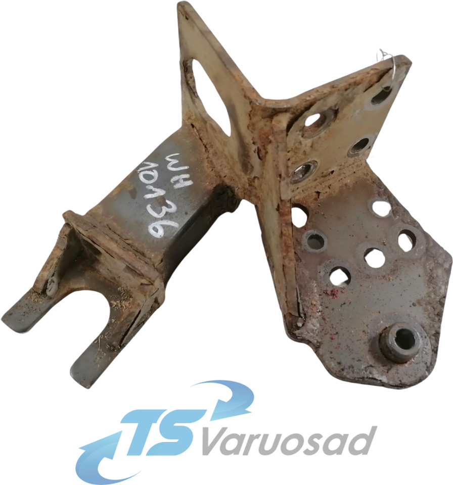 Volvo Bumper bracket 20499243 - Bumper for Truck: picture 1 Volvo Bumper bracket 20499243 - Bumper for Truck: picture 1