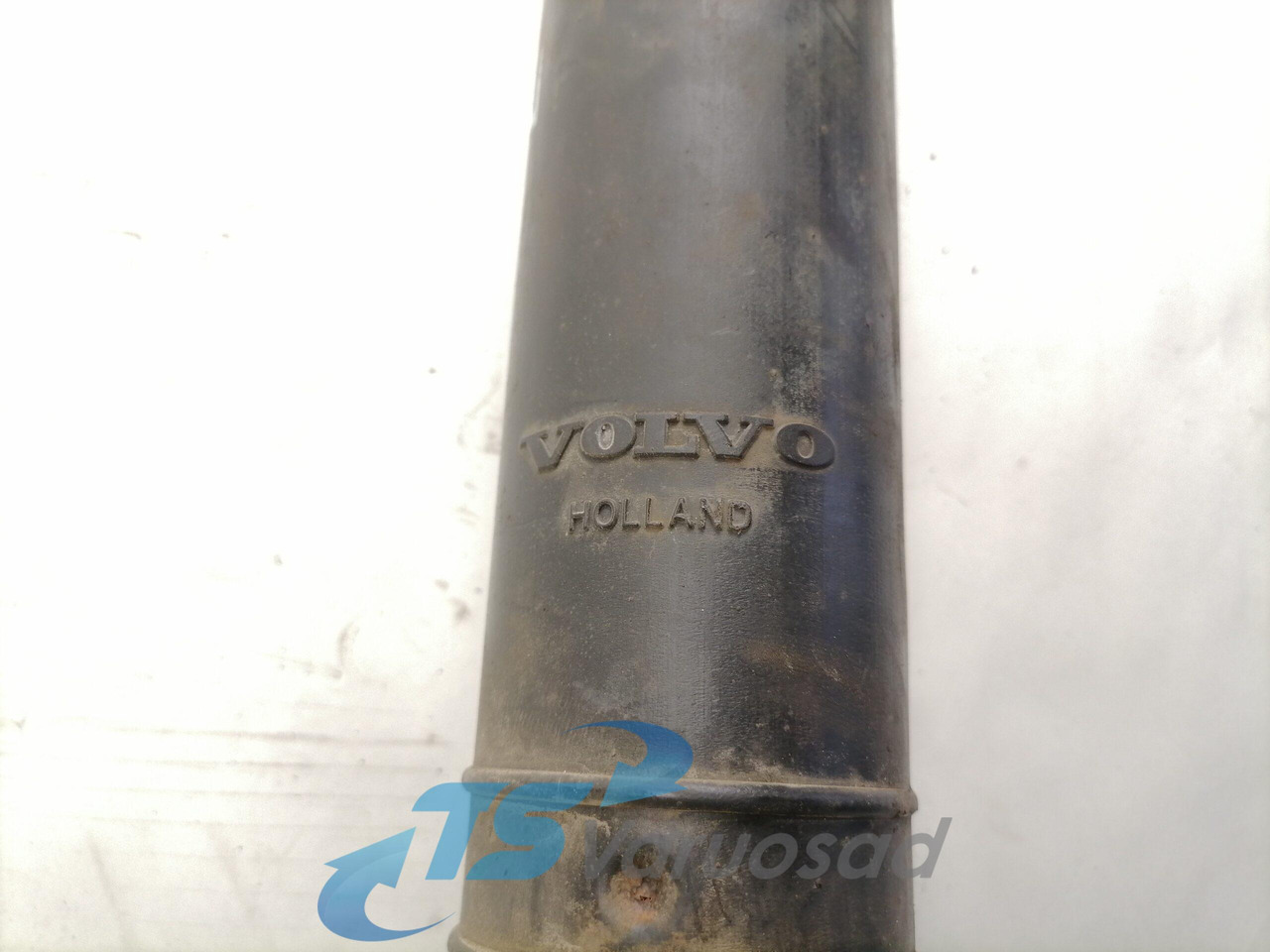 Volvo Cab tilting cylinder 20922305 - Cab suspension for Truck: picture 2 Volvo Cab tilting cylinder 20922305 - Cab suspension for Truck: picture 2